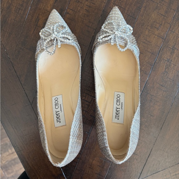 EUC Jimmy Choo Veil Metallic Woven Lame Fabric Champagne Pointy Toe Pump, 7.5. - Picture 6 of 12